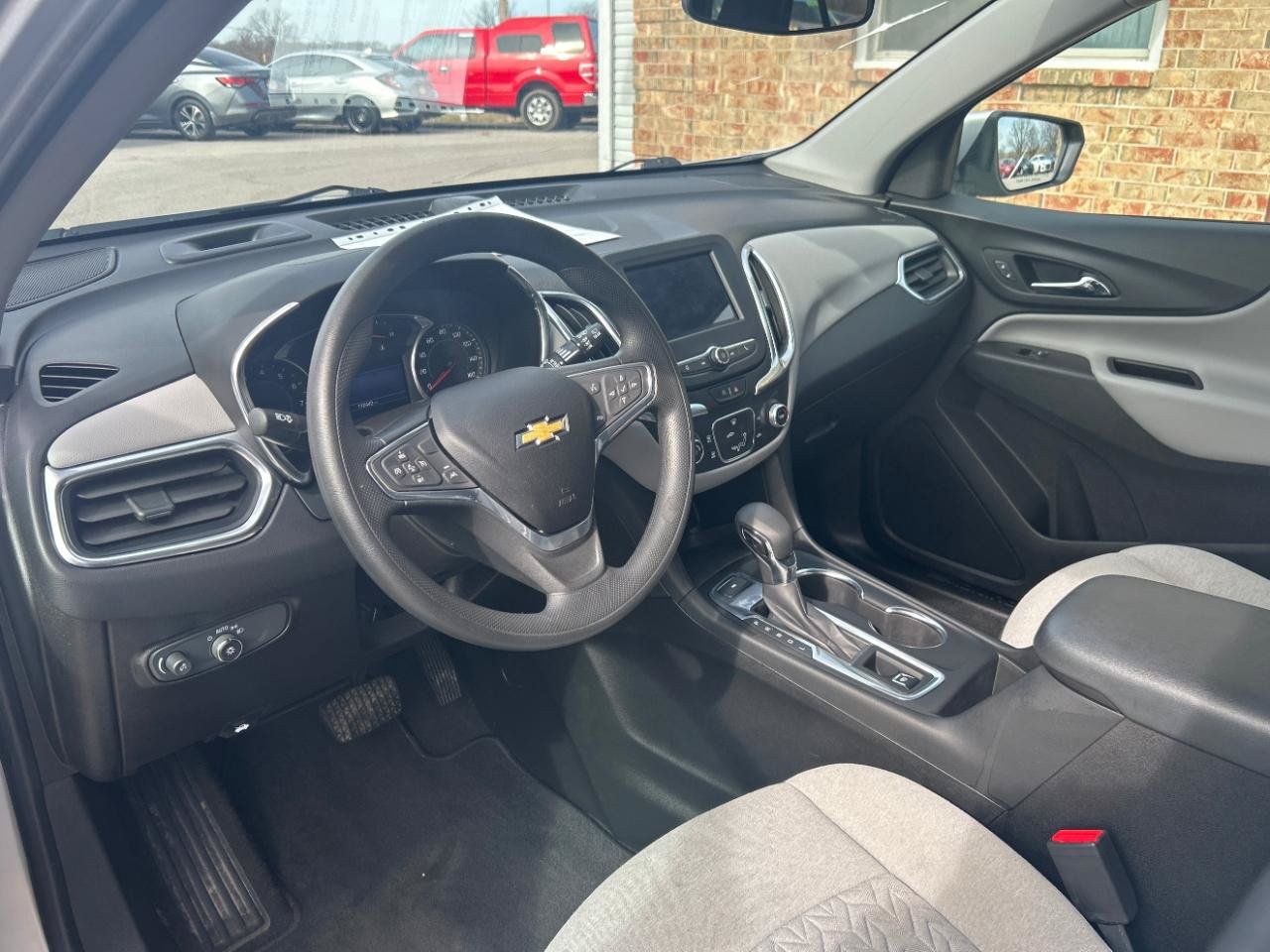 Used 2022 Chevrolet Equinox LT AWD/4WD image 17