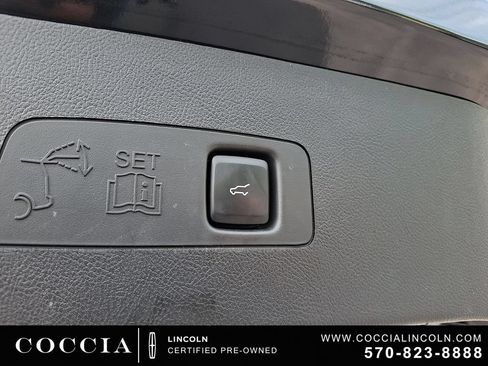 Certified 2023 Lincoln Corsair AWD image 29
