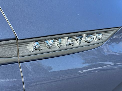Certified 2021 Lincoln Aviator Reserve w/ Equipment Group 202A AWD/4WD image 27