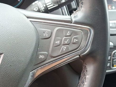 Used 2024 Chevrolet Equinox LT w/ LPO, Floor Liner Package image 21