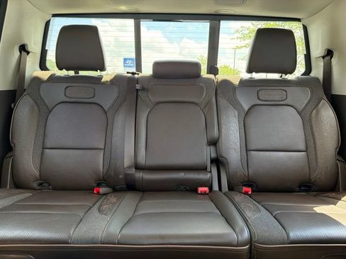 Used 2025 RAM 1500 Limited w/ Off Road Group AWD/4WD image 37