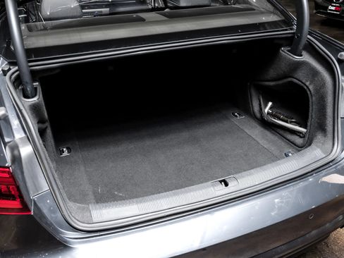 Used 2017 Audi A4 2.0T Premium image 58