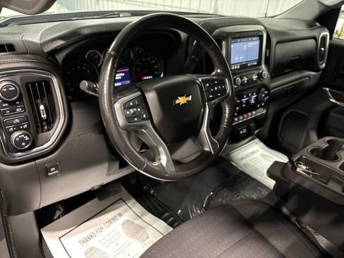Used 2022 Chevrolet Silverado 1500 LT AWD/4WD image 21