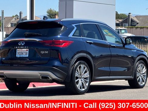 Used 2022 INFINITI QX50 Sensory w/ Cargo Package AWD/4WD image 4