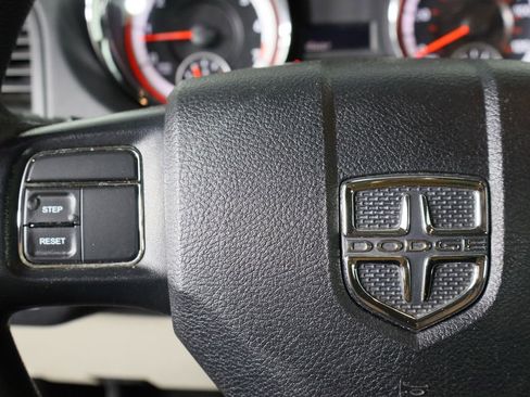 Used 2019 Dodge Grand Caravan SE image 8