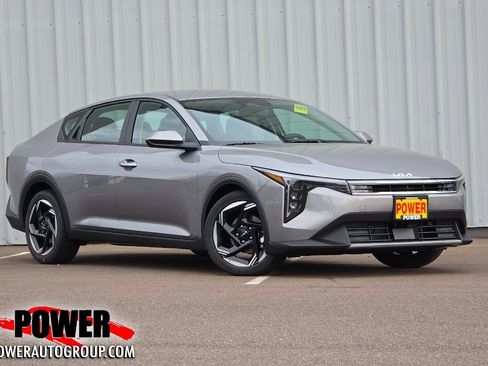New 2026 Kia K4 EX image 1