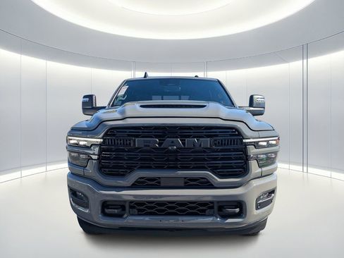New 2026 RAM 2500 Laramie AWD/4WD image 8