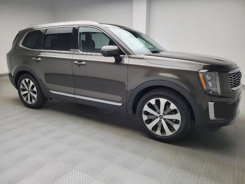Used 2021 Kia Telluride EX w/ EX Premium Package AWD/4WD image 11