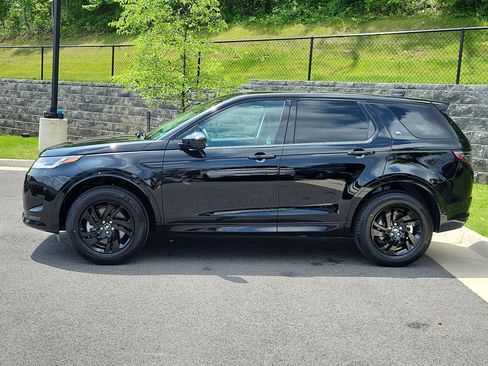 Certified 2025 Land Rover Discovery Sport S image 6