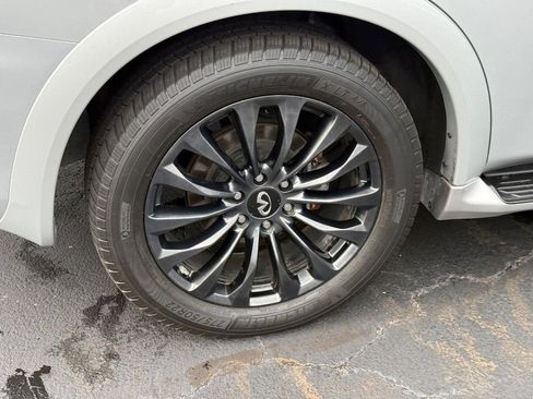 Used 2020 INFINITI QX80 Luxe w/ Proassist Package AWD/4WD image 9