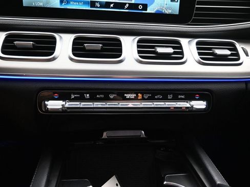 Used 2020 Mercedes-Benz GLE 350 4MATIC image 18