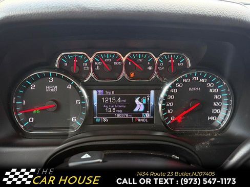 Used 2018 Chevrolet Suburban LT AWD/4WD image 30
