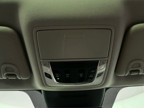 Certified 2025 Acura MDX SH-AWD image 16
