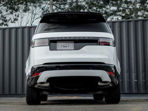 Used 2025 Land Rover Discovery Dynamic SE AWD/4WD image 7