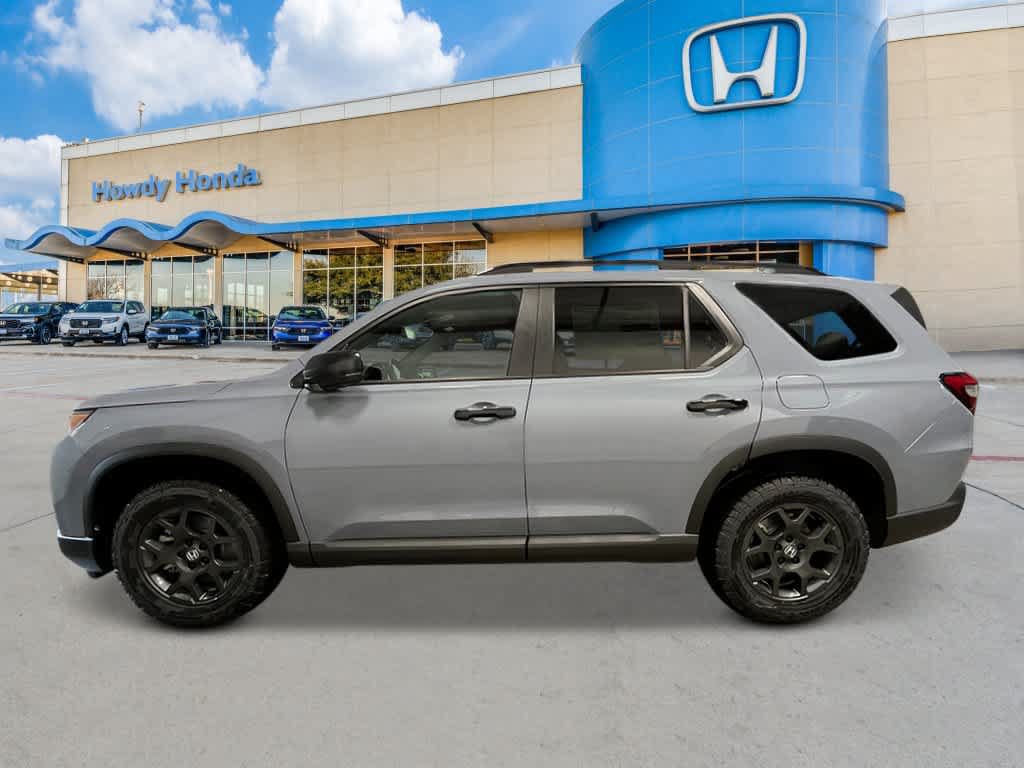 New 2026 Honda Pilot TrailSport image 2
