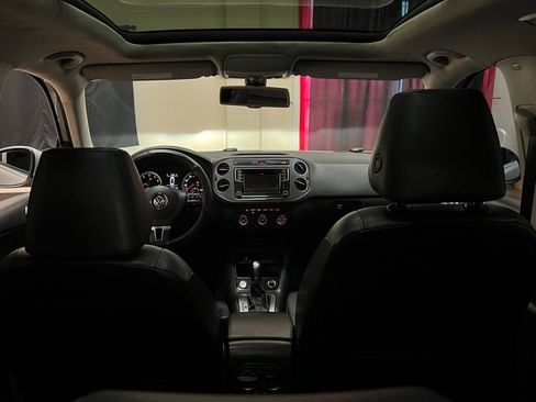 Used 2016 Volkswagen Tiguan SE FWD image 16