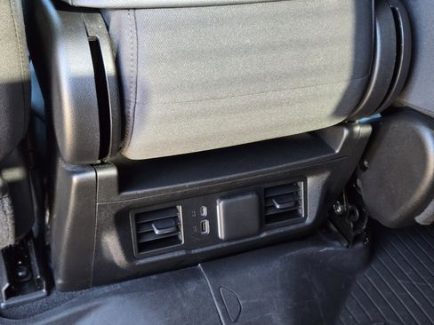 Used 2024 Chevrolet Silverado 1500 LT Trail Boss w/ Protection Package image 28