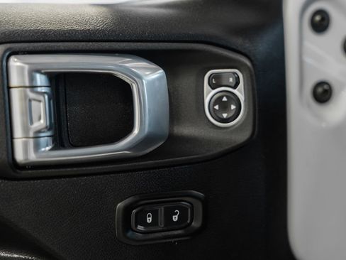 Used 2022 Jeep Wrangler Unlimited Sport AWD/4WD image 42