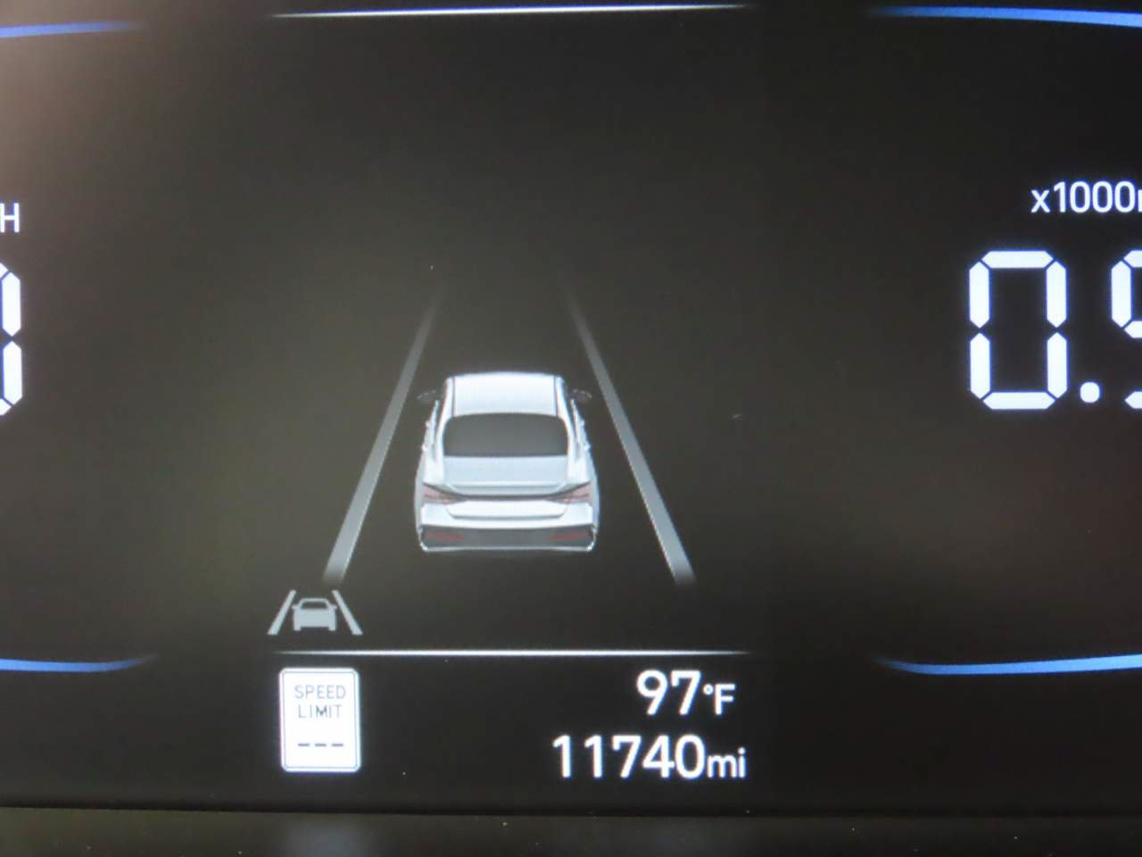 Used 2026 Hyundai Elantra Sport FWD image 10
