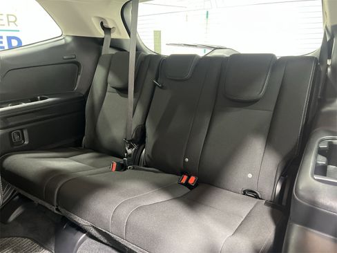 Certified 2024 Subaru Ascent Premium w/ Convenience Package image 22