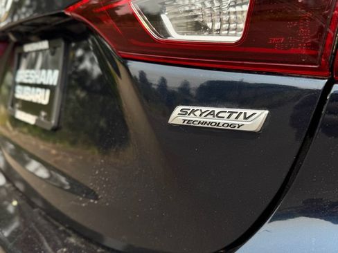 Used 2016 MAZDA MAZDA3 i Touring FWD image 38