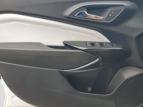 Certified 2024 Chevrolet Trax LT FWD image 18