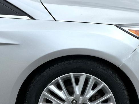 Used 2016 Ford Focus Titanium w/ Titanium Technology Package image 10