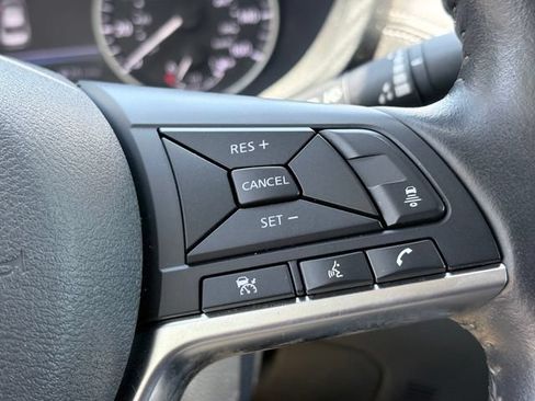 Used 2025 Nissan Sentra SV w/ All-Weather Package FWD image 14
