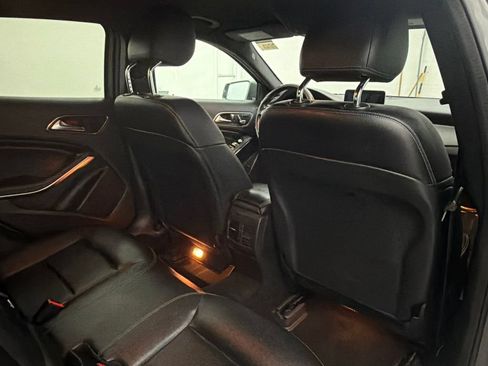 Certified 2018 Mercedes-Benz GLA 250 4MATIC image 24