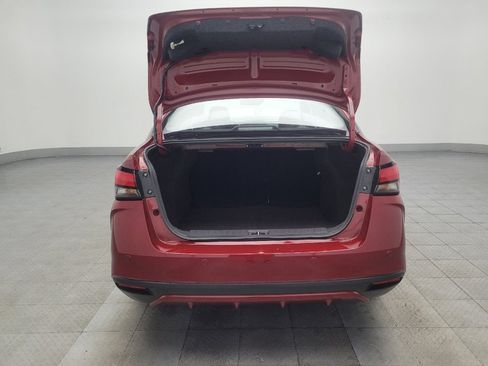 Used 2025 Nissan Versa SR image 29