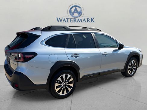 Used 2024 Subaru Outback Limited AWD/4WD image 9