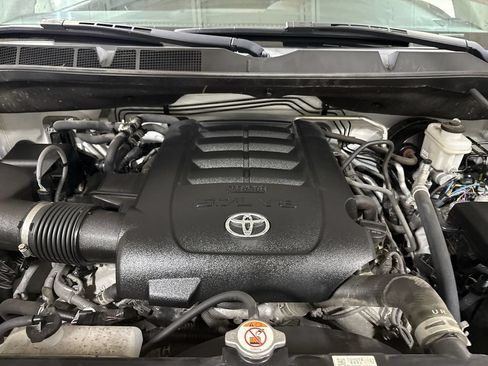 Used 2020 Toyota Sequoia TRD Pro AWD/4WD image 27