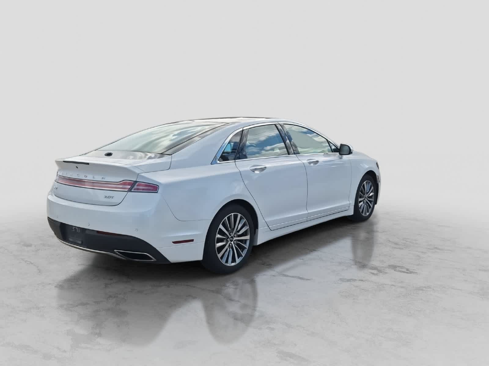 Used 2017 Lincoln MKZ Select FWD image 8