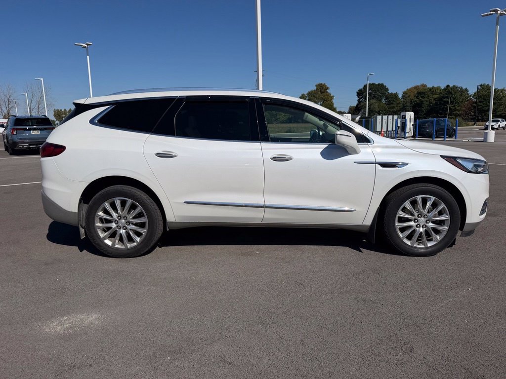 Used 2018 Buick Enclave Premium w/ Experience Buick Package AWD/4WD image 5