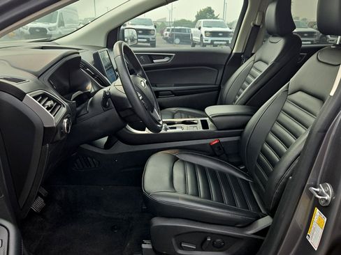 Certified 2024 Ford Edge SEL w/ Convenience Package AWD/4WD image 10