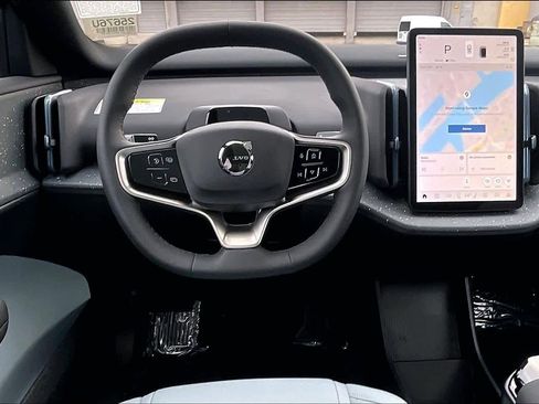 Used 2025 Volvo EX30 Ultra image 8