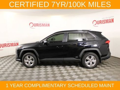 Used 2025 Toyota RAV4 XLE AWD/4WD image 6