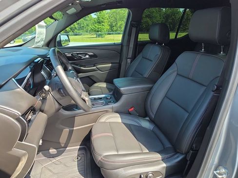 Certified 2023 Chevrolet Traverse RS w/ LPO, Floor Liner Package AWD/4WD image 19