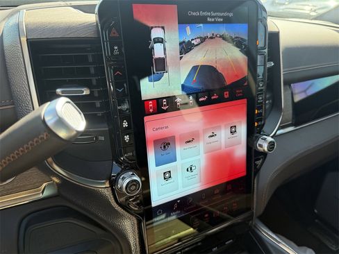 New 2025 RAM 2500 Limited image 18