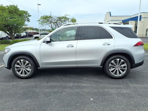 Used 2021 Mercedes-Benz GLE 350 4MATIC image 4
