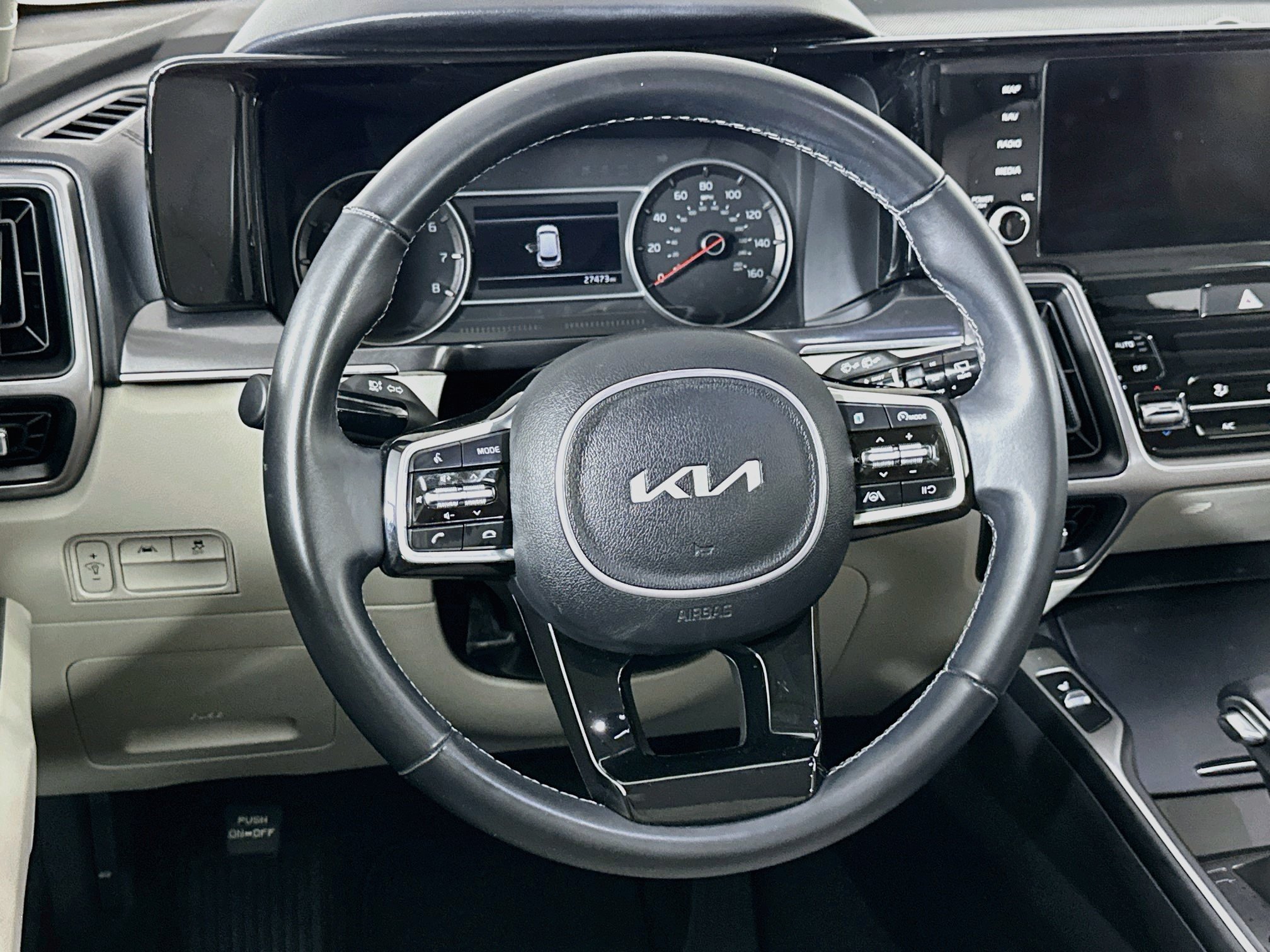 Used 2023 Kia Sorento S w/ Panoramic Sunroof Package FWD image 18