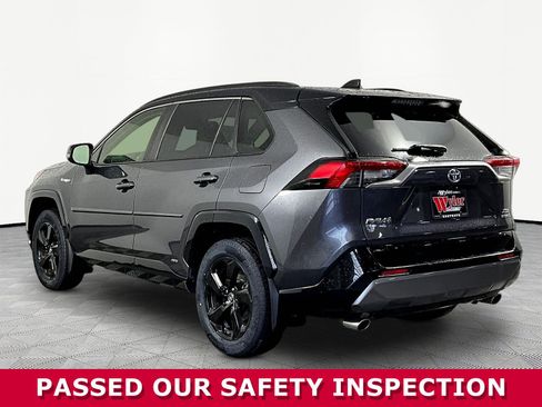 Used 2019 Toyota RAV4 XSE w/ All Weather Liner Package AWD/4WD image 4
