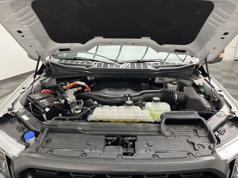 Used 2022 Ford F150 XLT w/ Equipment Group 302A High image 31