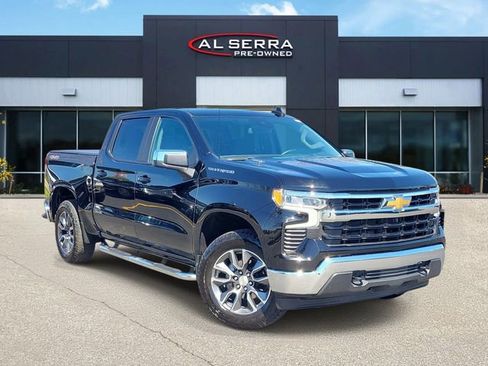 Used 2024 Chevrolet Silverado 1500 LT image 1