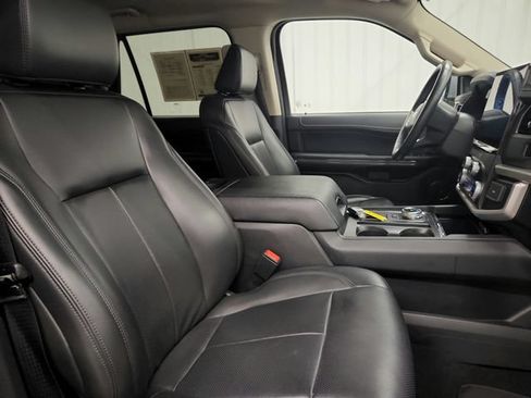 Used 2024 Ford Expedition XLT RWD image 25