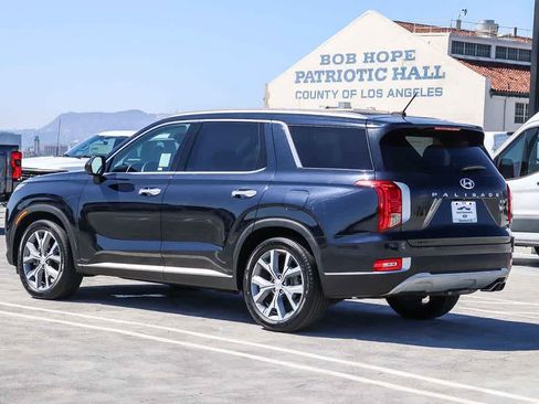 Used 2020 Hyundai Palisade SEL w/ Convenience Package FWD image 6