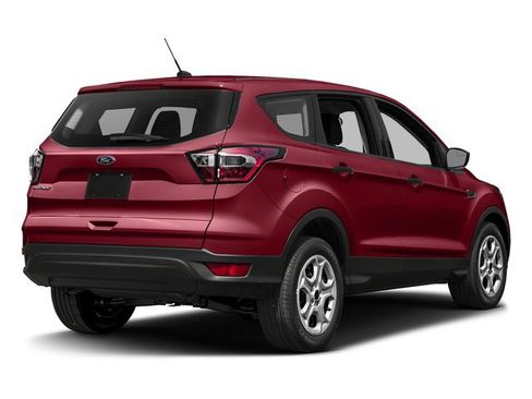 Used 2017 Ford Escape SE w/ Equipment Group 201A AWD/4WD image 2