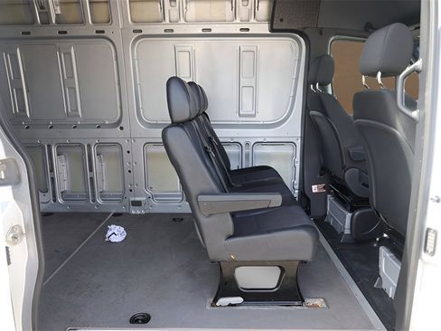 Used 2023 Mercedes-Benz Sprinter 3500 image 30