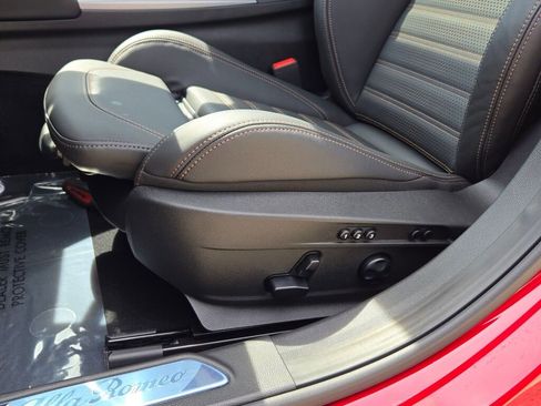 New 2025 Alfa Romeo Giulia Intensa w/ Driving Assist Package image 21