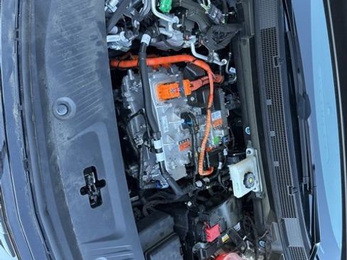 Used 2024 Chevrolet Equinox EV RS image 35